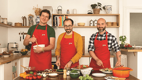 Jow Team App Red Aprons Teaser